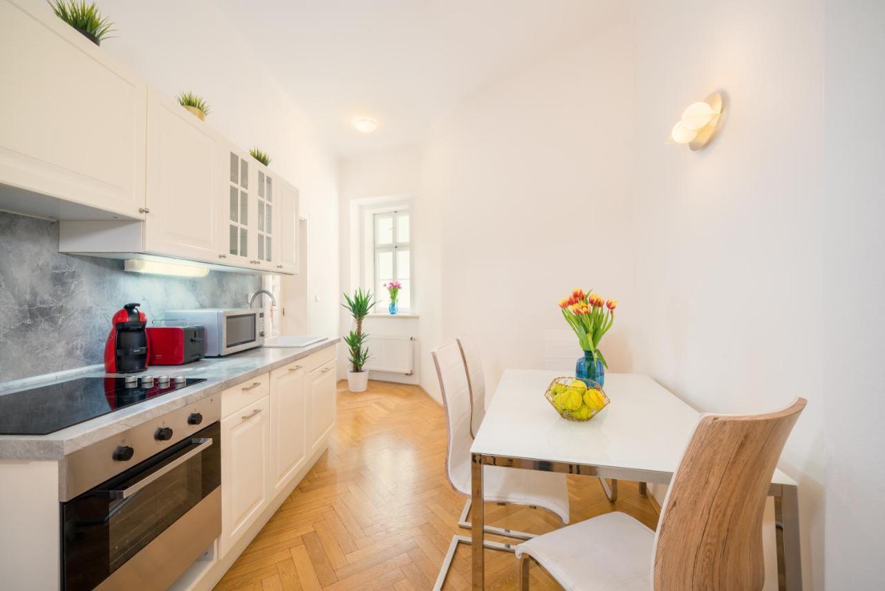 Old Town Square Premium Residence Πράγα Εξωτερικό φωτογραφία